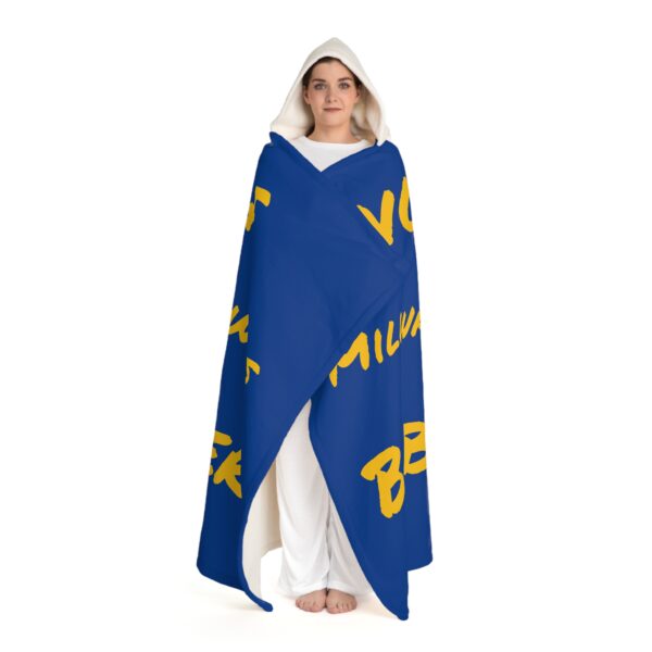 Milwaukee Brewers Baseball Bob Uecker Cozy Hooded Sherpa Fleece Blanket - Perfect for Relaxation & Gifts - Image 3